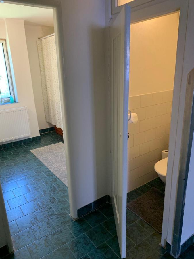 Pod Nachodskym Zamkem Apartment Bagian luar foto